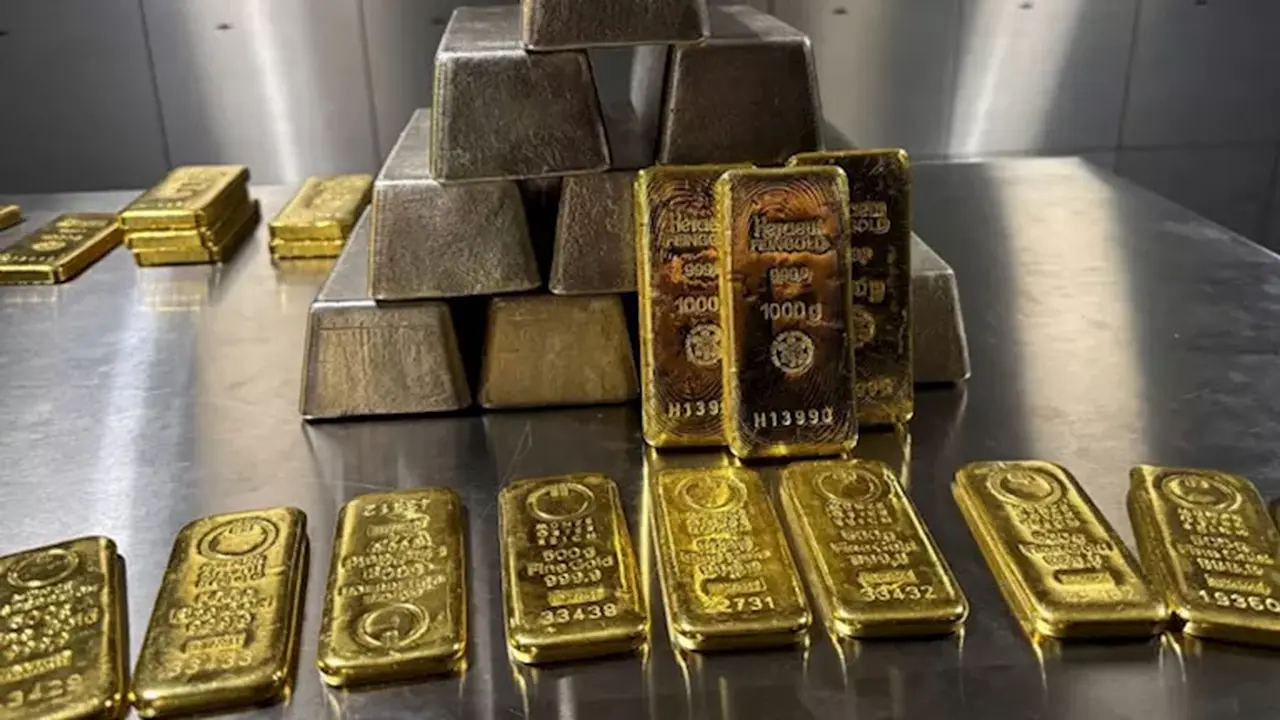 سعر الذهب في مصر يسجل انخفاضًا قدره 85 جنيهًا في المساء